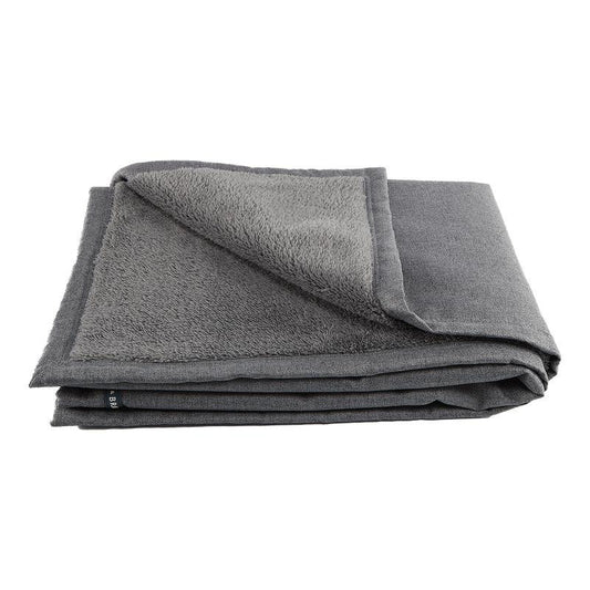 Baker & Bray®️ temperature-regulating dog blanket with Thermoluxe technology, cozy fleece and cooling polyester sides for year-round comfort