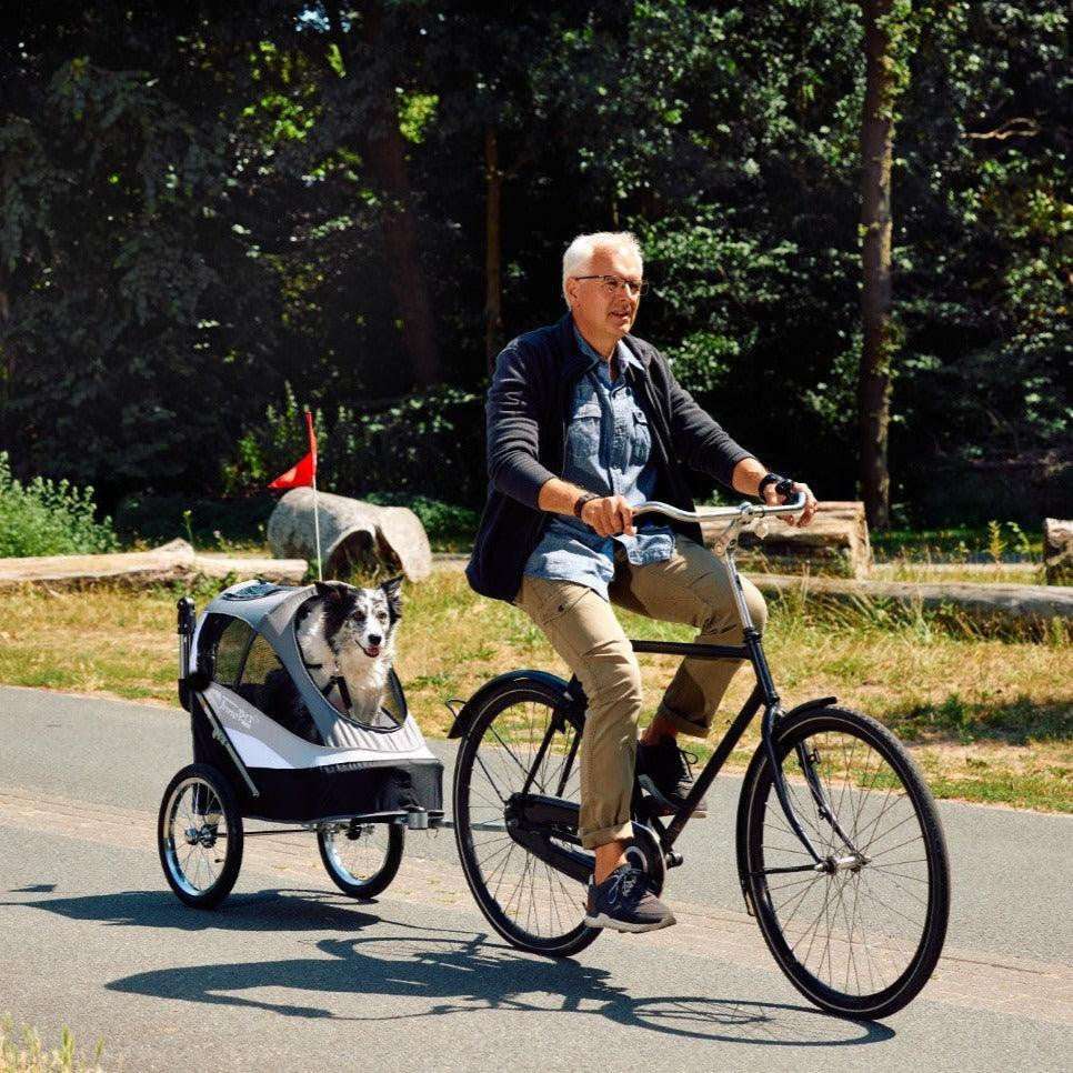 InnoPet Sporty Deluxe dog pram and bike trailer with free rain cover and 2-year warranty