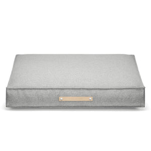 Labbvenn MØVIK Luxury Dog Bed by Labbvenn in Grey Pets Own Us