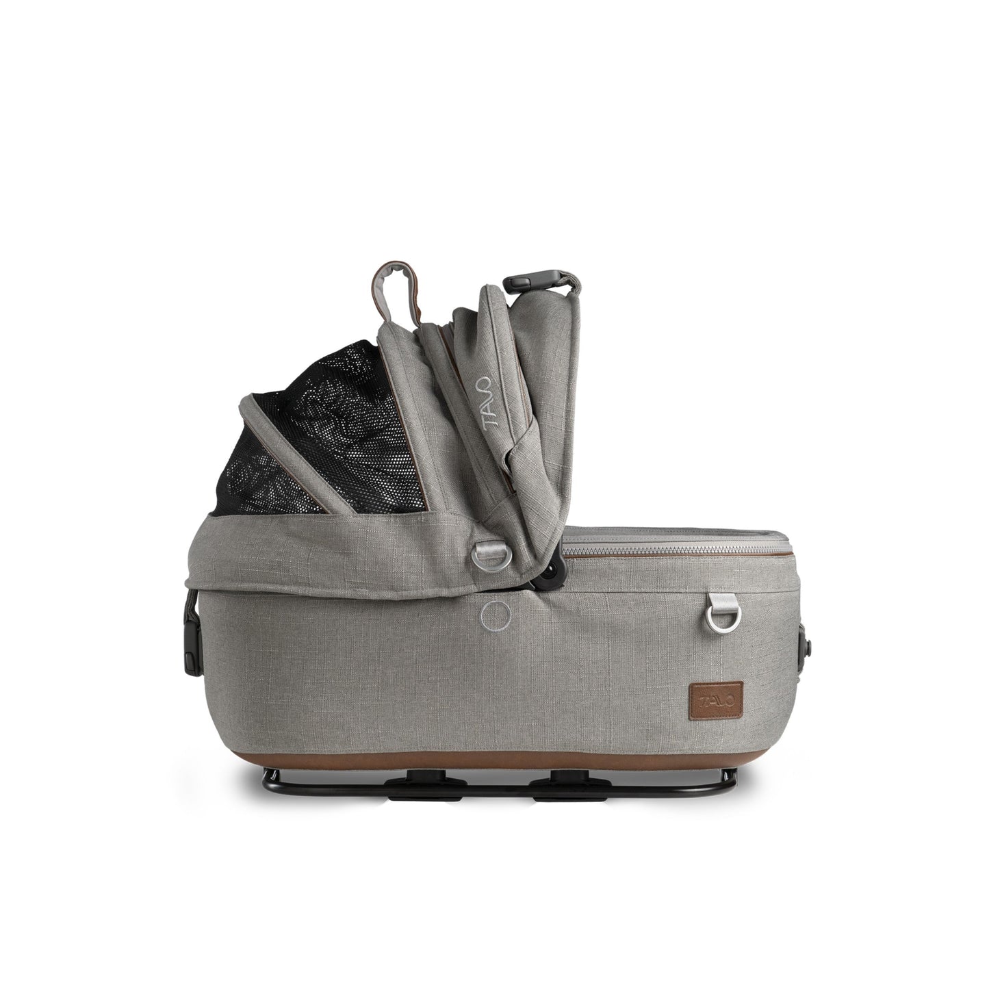 Tavo Maeve pet car seat with ISOFIX vehicle base for cats and dogs in multiple sizes and colors