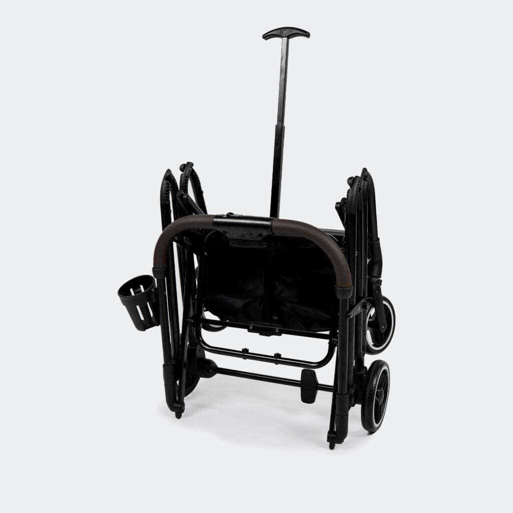 InnoPet Nomad Pet Stroller 3-in-1 compact stroller and travel system for cats and small dogs with detachable cabin and smooth front-wheel suspension