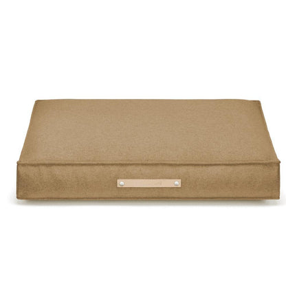 Labbvenn MØVIK Luxury Dog Bed by Labbvenn in  4 Colours   Pets Own Us