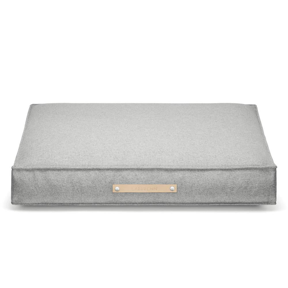 Labbvenn MØVIK Luxury Dog Bed by Labbvenn in Grey   Pets Own Us