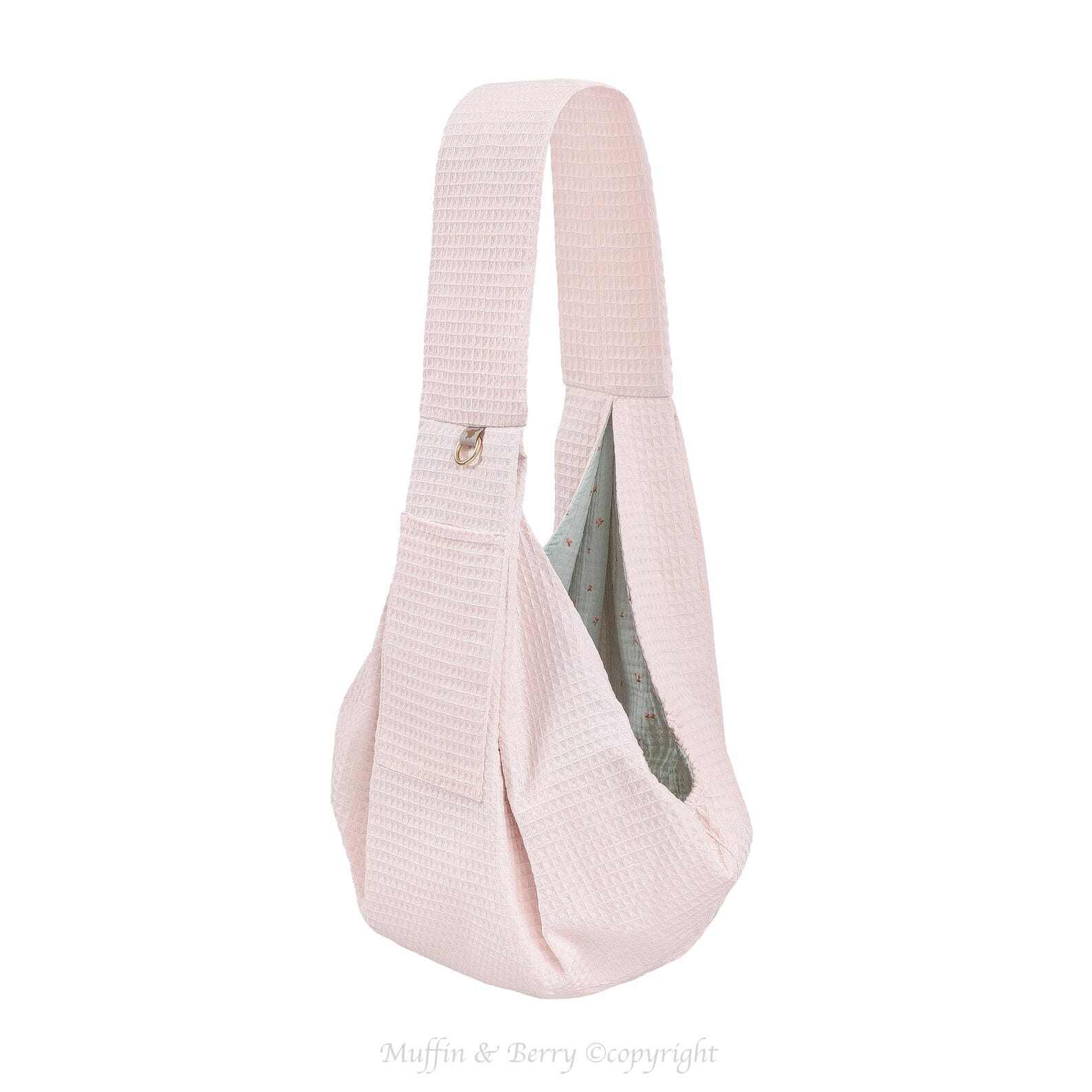 Muffin & Berry Sling Carrier for pets made of breathable 100% cotton with safety leash and outer pocket