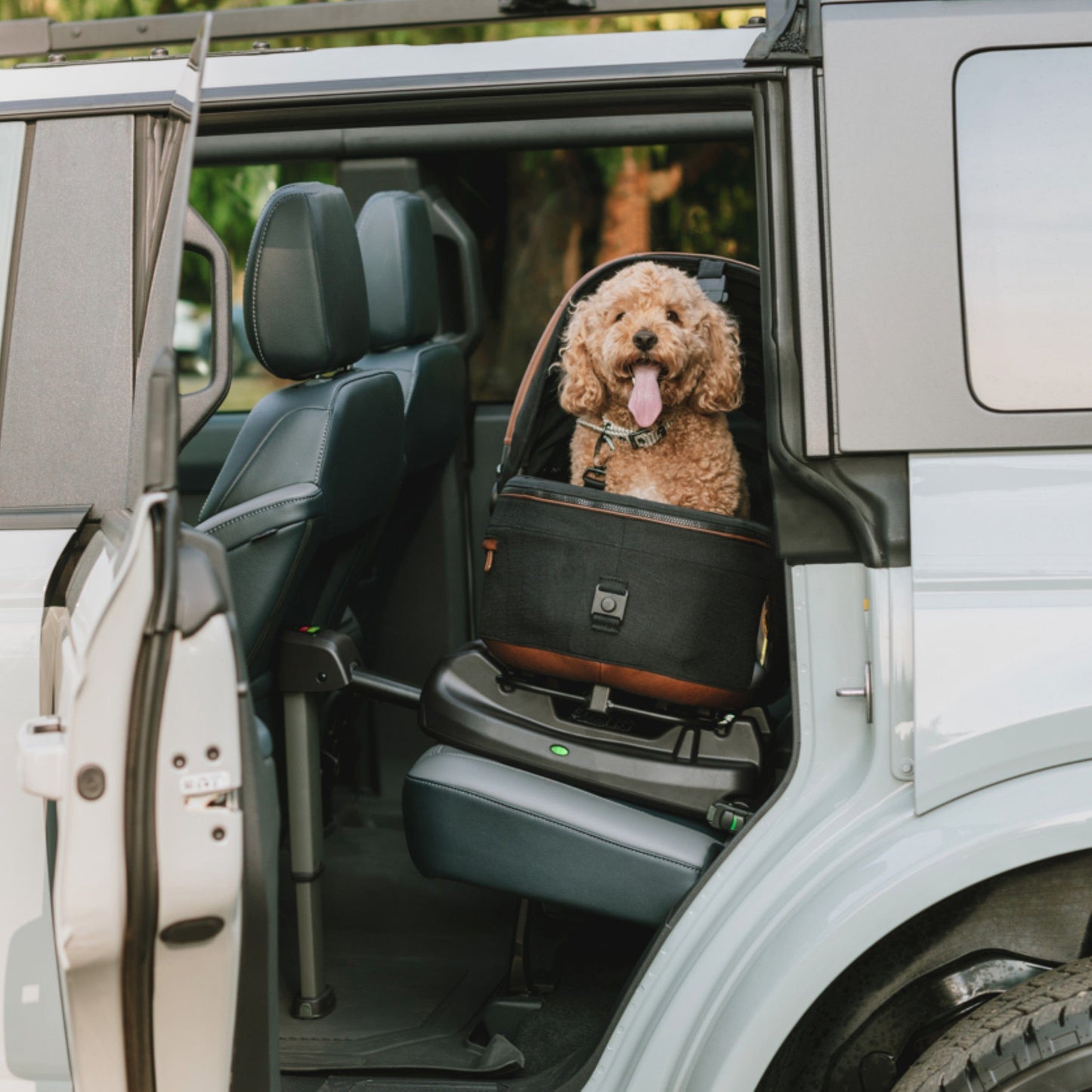 Tavo Pets Dog Car Seat Tavo Maeve + Roscoe Bundle | Pet Car Seat, Vehicle Base & Stroller Frame | Complete Travel System Pet Car Seat - Complete Travel System with Stroller & Base | Tavo Maeve + Roscoe Bundle